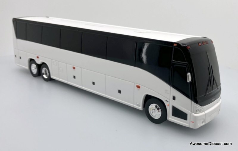 What engines do MCI buses use?