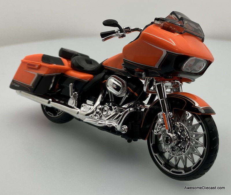 2022 Harley Davidson CVO Road Glide, Orange 1:18 Diecast Model Motor Bike by Maisto Questions & Answers