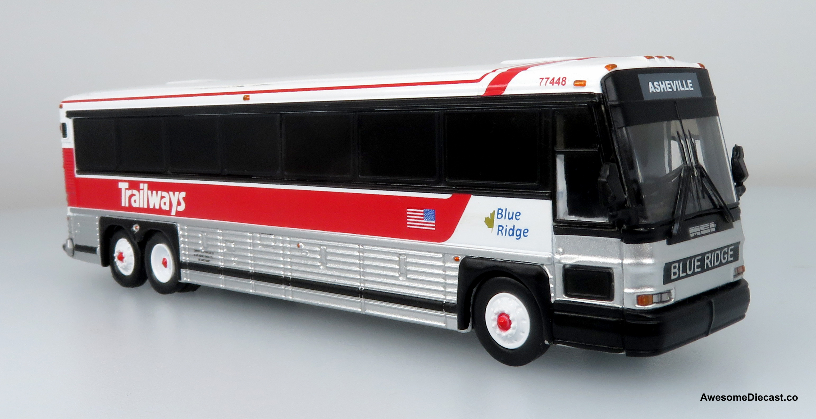 How many units of this coach are available?